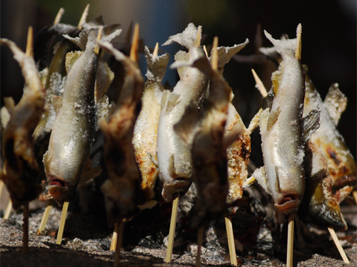 kairakuen smoked fish on sticks